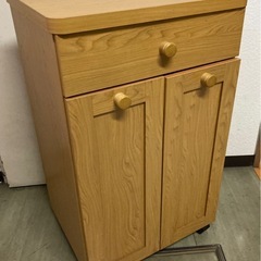 家具調ダストボックス