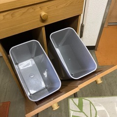 家具調ダストボックスの画像