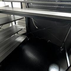 L字デスクの画像