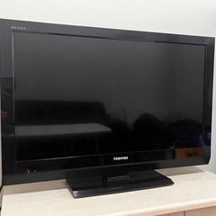 テレビ　32インチ
