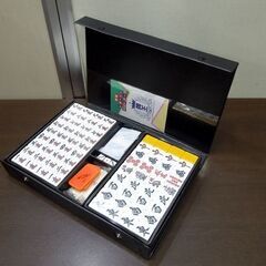 新品 アモス スマート ケース付手打ち麻雀牌 大き目牌 28mm牌 マージャンセット 札幌市東区 新道東店の画像