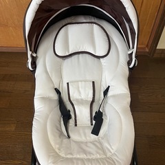 ほぼ未使用　ベビーバウンサー　スマートエンジェルの画像