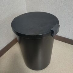 【ゴミ箱 12.4L】I'm D(アイムディー) kcud(クード) ラウンドロック 岩谷マテリアル(株)製の画像