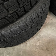 スタッドレスタイヤ　ミニバンの画像