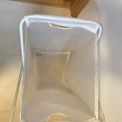 IKEAランドリーバッグ スタンド付きの画像