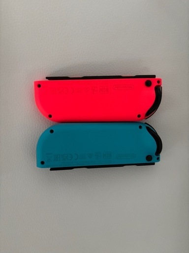 ニンテンドーJoy-Con (L) ネオンレッド(R)ネオンブルー