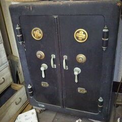 不要の金庫を処分いたします！ - 船橋市