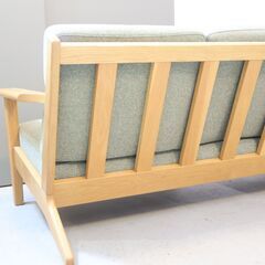 unico(ウニコ)のVISKA(ヴィスカ) カバーリングソファ 3シーター ナチュラルカラーです。北欧スタイルのレトロなデザインはナチュラルテイストなお部屋におススメのオシャレなトリプルソファー♪の画像