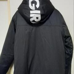 スポーツショップで買ったアウターの画像
