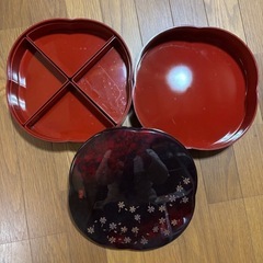他の商品お買い上げ下さった方【無料】　四葉二段オードブル　ルビー　桜　気軽に使えるプラのお重　の画像