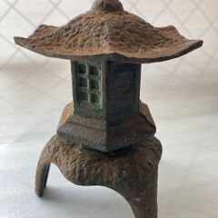 ミニチュア灯篭　鉄製の画像