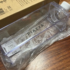 牛乳パック型マルチクリアボトルの画像