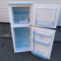 6B レトロスタイル 2ドア冷蔵庫 ホワイト 6B レトロスタイル 2ドア