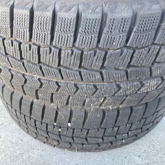 215/55r17 スタッドレスタイヤの画像