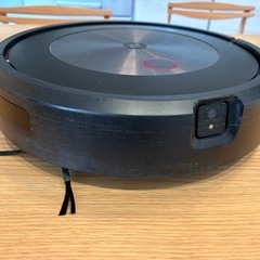 アイロボット iRobot ルンバ j7+ ロボット掃除機の画像