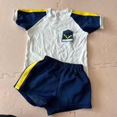 体育教室　体操服