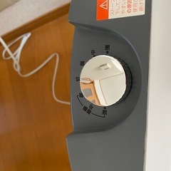 カーボンヒーター　SKJ-S99C 訳ありの画像