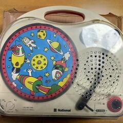 【昭和レトロ】希少品
National  ポータブルレコードプレーヤーの画像