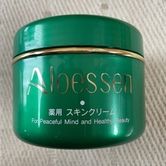 薬用スキンクリーム アロエッセン