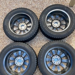 195/65R15 グッドイヤースタッドレスアルミセットの画像