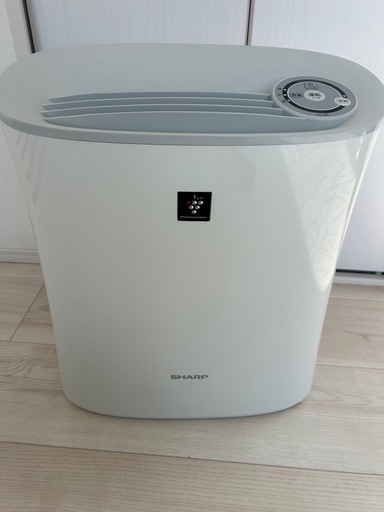 SHARP空気清浄機　FU-J30-W
