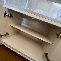 食器棚の画像