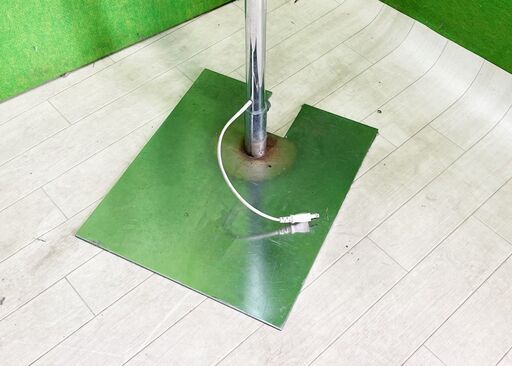 スポットライトスタンドタイプ　3連　LED電球付き (３分割持ち運び楽々)　■J-330