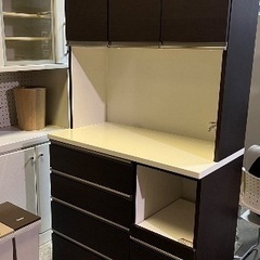 キッチンキャビネット