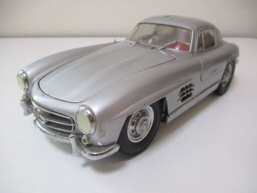 G∝14 ミニカー 京商 Kyosho メルセデスベンツ Mercedes-Benz 300 SL 1/18 検：ガルウイングクーペ シルバー 自動車 ジャンク品