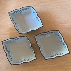 橘吉和皿3枚