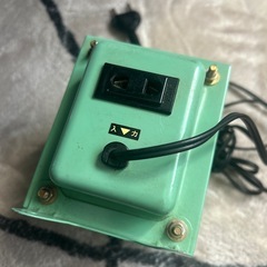 500w 日章工業 変圧トランス  入出力電圧AC220⇔AC100V  定格容量:500Wの画像