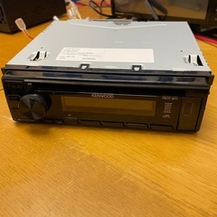 新車取り外し　ケンウッド　カーオディオ　RDT-211