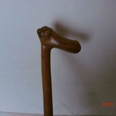 渋めの木の杖　長さ76㎝の画像