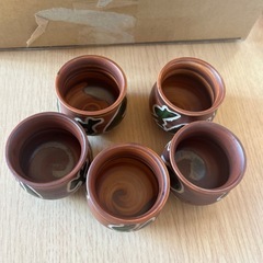 徳利2個、おちょこ5個セットの画像