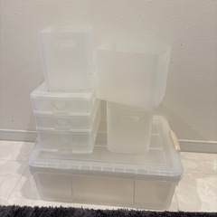 収納ケースなど