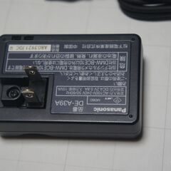 カメラ　充電器　　パナソニック