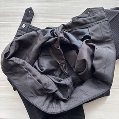 【2月末まで】黒ストライプスーツの画像