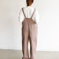 グレージュ　オーバーオールの画像
