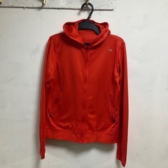ユニクロ　ジップパーカー