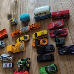 トミカ　ミニカーの画像