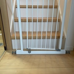 ベビーゲート
