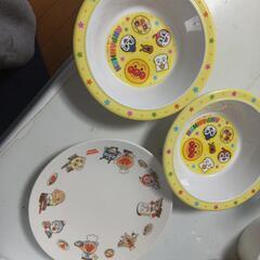 アンパンマン皿　スプーン・フォーク他　【お品追加しました！写真1＆4＆5枚目分になります】の画像