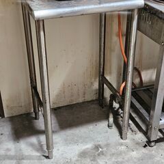 ステンレスラック　幅約50ｃｍ×奥行約50ｃｍ×高さ約84ｃｍ　...