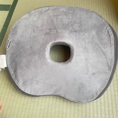 コウハンパツシートクッション　立体タイプの画像