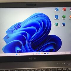 🍀【美品】超軽量ノートパソコン「FUJITSU」win11・office2021 管理No3の画像