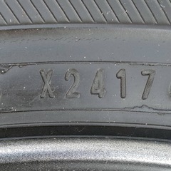 スタッドレス205/60R16 2017年製 16インチ ホイールセットの画像
