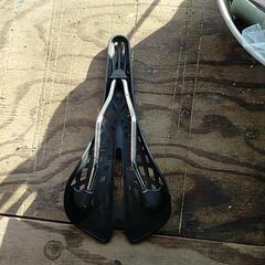 ロードバイク、マウンテンバイクに✨サドルの画像