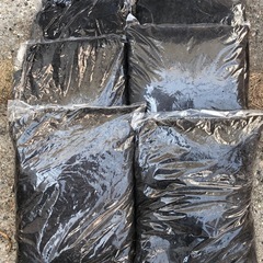天然発酵カブトムシ腐葉土マット30L （約５Ｌ ×6袋）