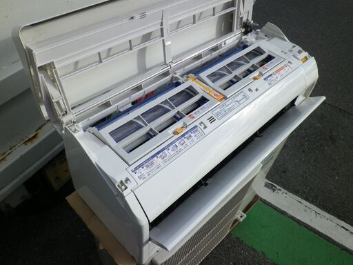 お取引中　FUJITSU/富士通　ハイスペックモデル　14～16畳用エアコン　単相200V　お掃除機能付き　AS-M40G2-W　2017年