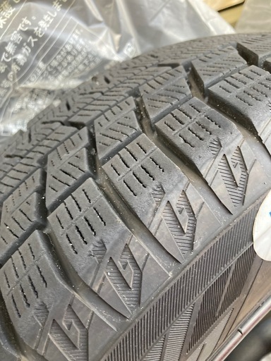 175/70/R14 スタッドレスタイヤホイール付き